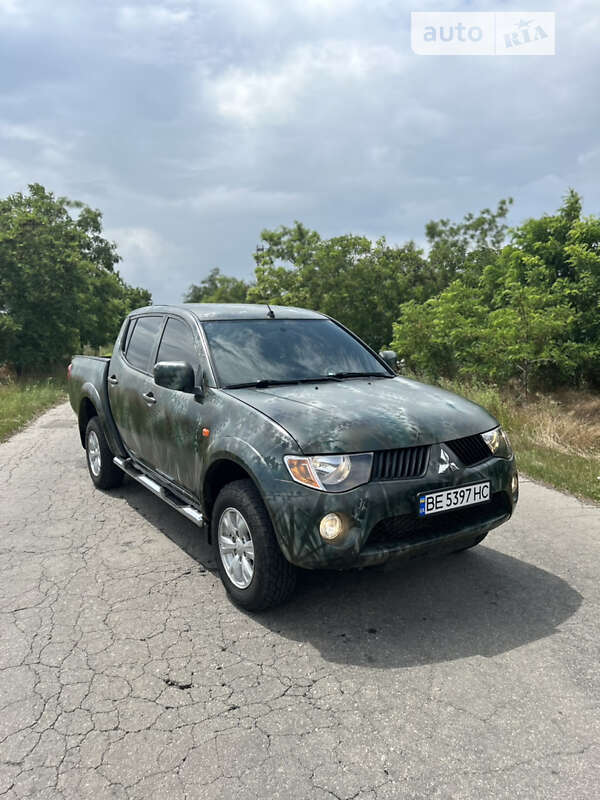 2008 mitsubishi l 200