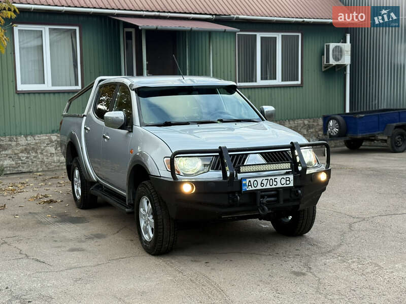 2008 mitsubishi l 200