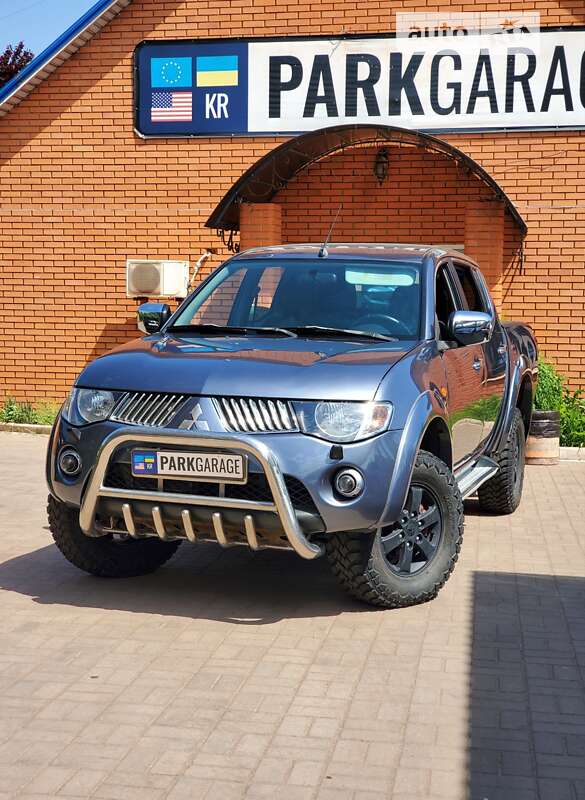 2008 mitsubishi l 200