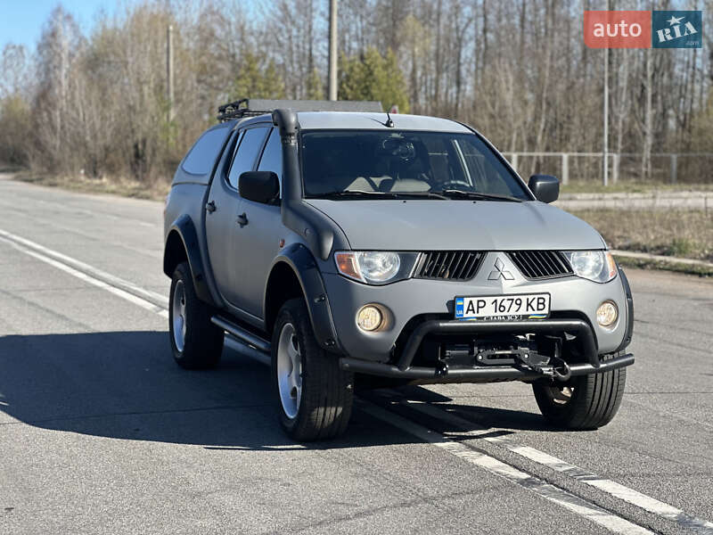 2008 mitsubishi l 200