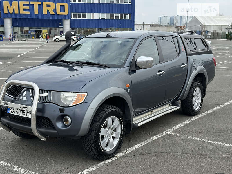 2006 mitsubishi l 200