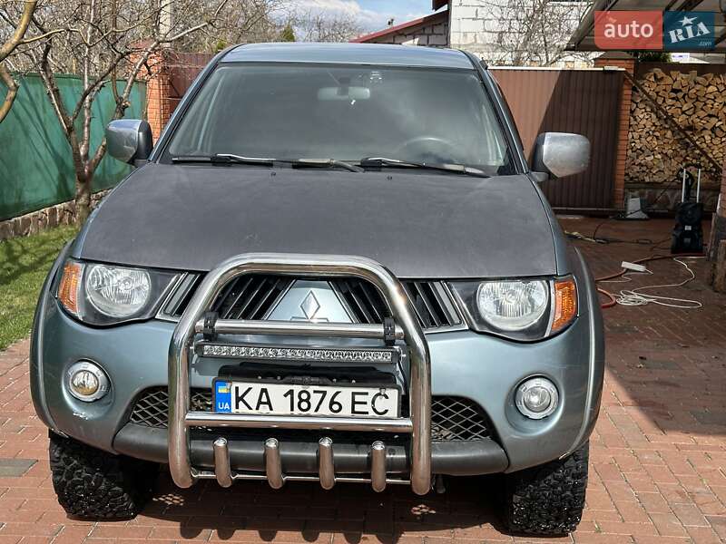 2007 mitsubishi l 200