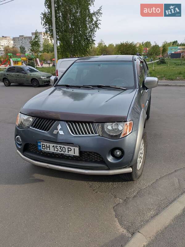 2007 mitsubishi l 200