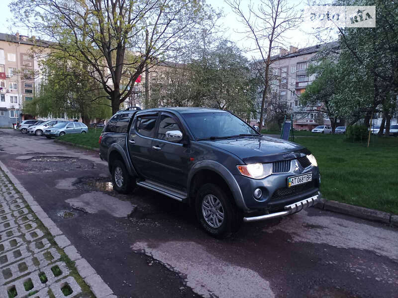 2008 mitsubishi l 200
