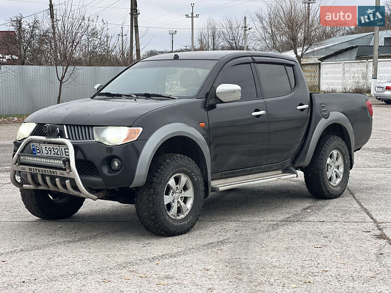 2008 mitsubishi l 200