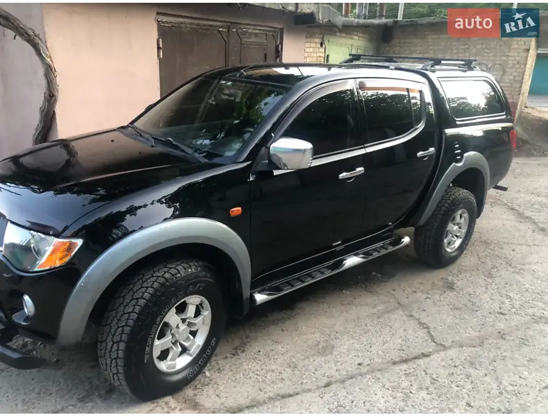2008 mitsubishi l 200