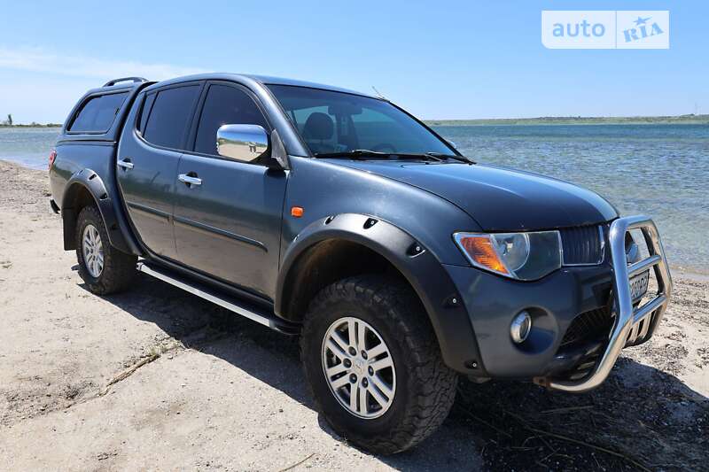 2008 mitsubishi l 200