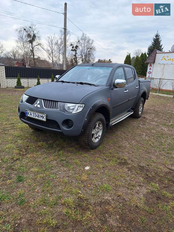 2008 mitsubishi l 200