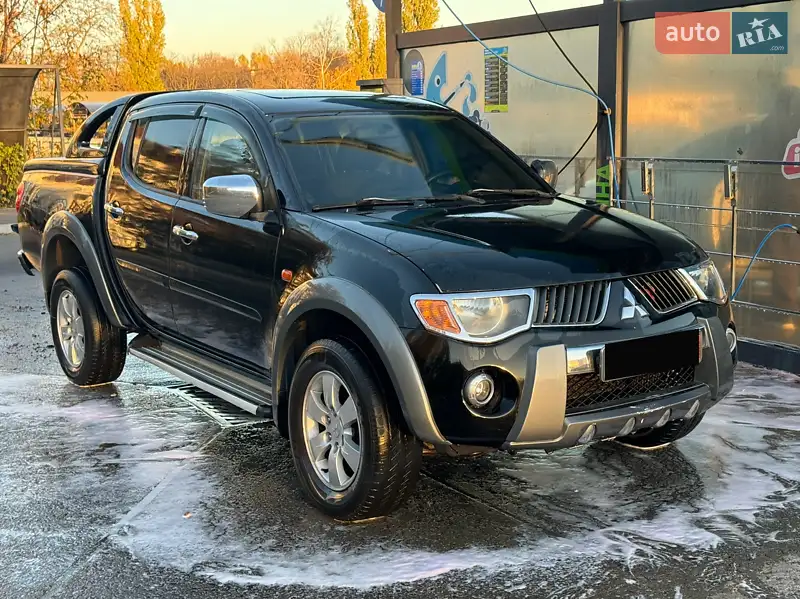 2008 mitsubishi l 200