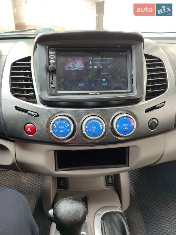 2008 mitsubishi l 200