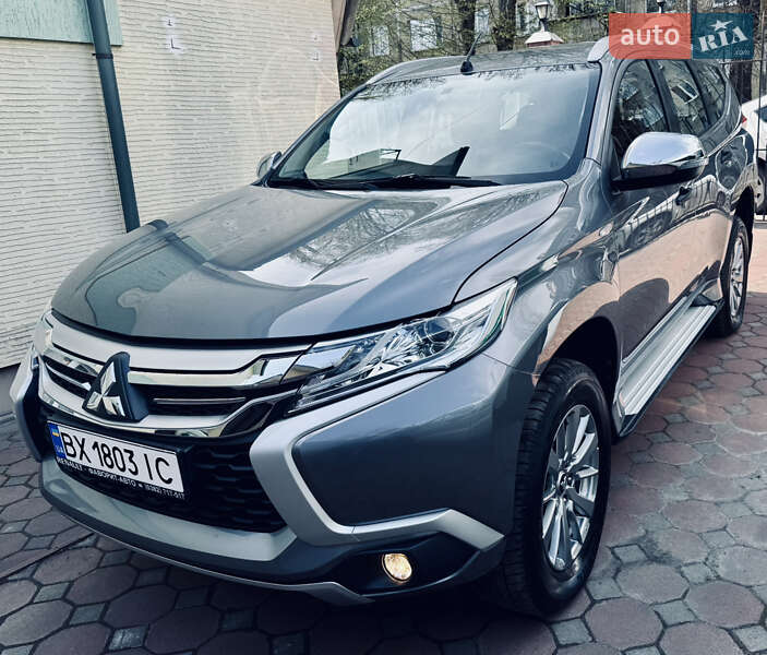 2016 mitsubishi pajero sport