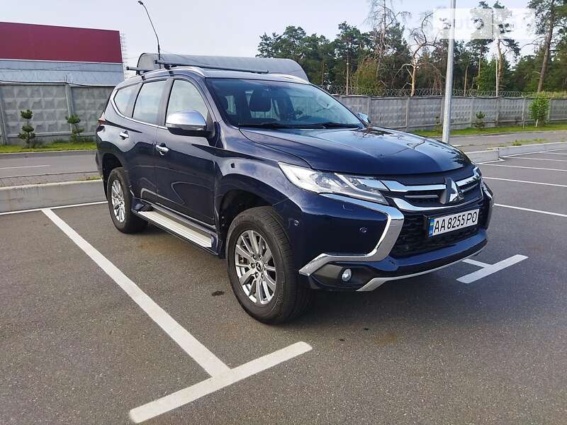 2017 mitsubishi pajero sport