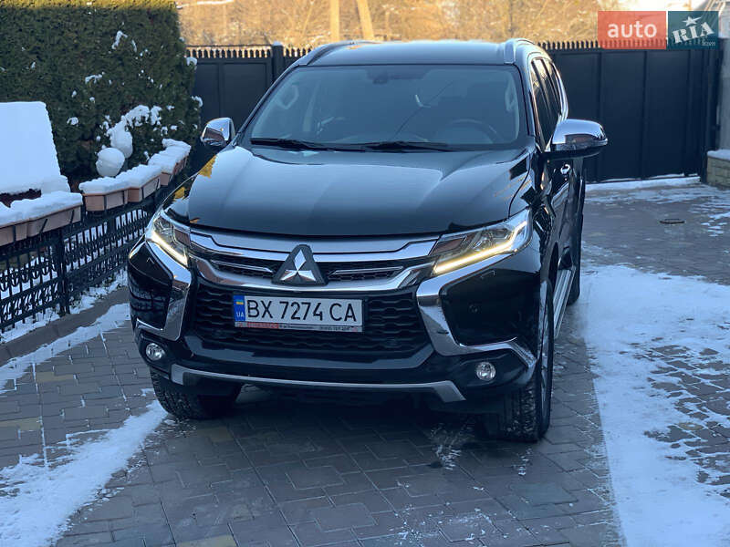 2017 mitsubishi pajero sport