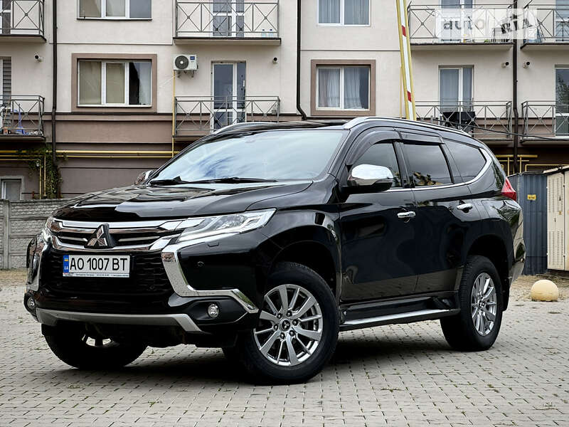 2017 mitsubishi pajero sport