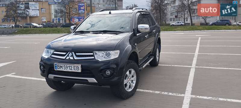 2013 mitsubishi pajero sport