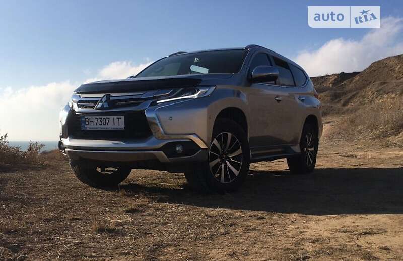 2016 mitsubishi pajero sport