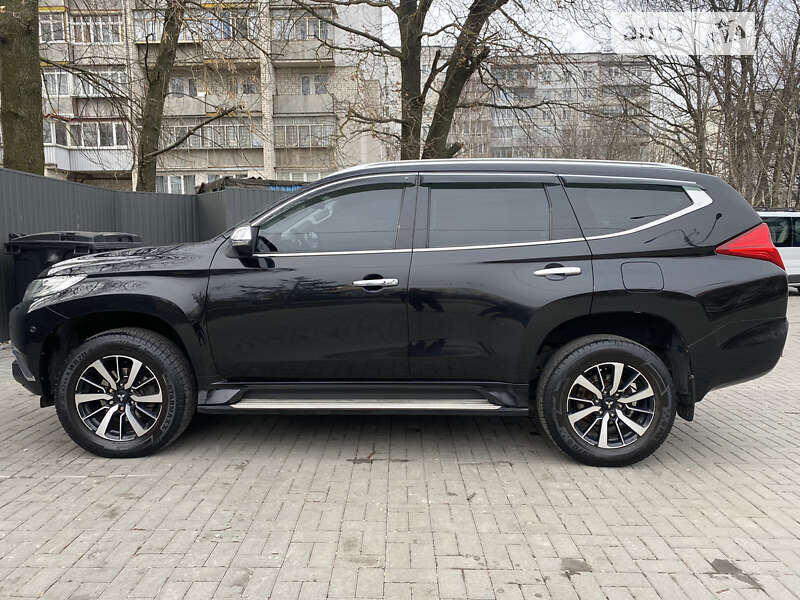 2016 mitsubishi pajero sport