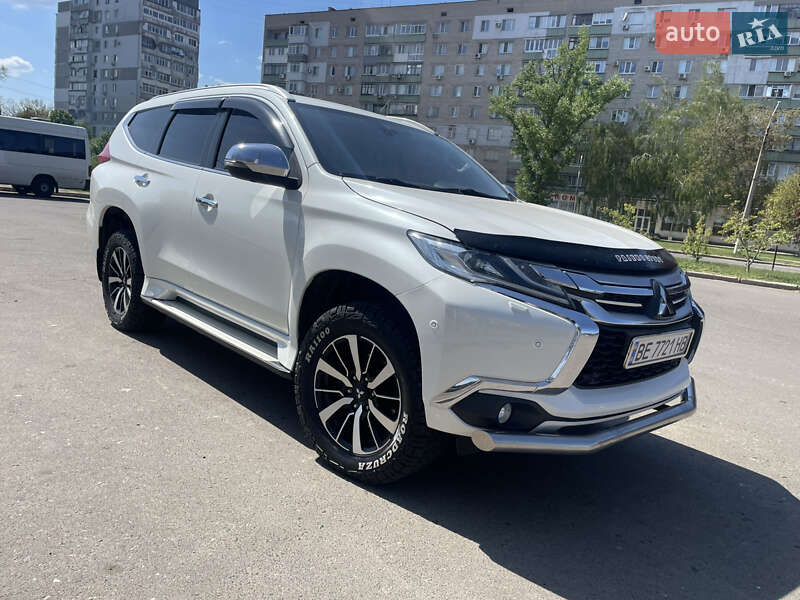 2016 mitsubishi pajero sport