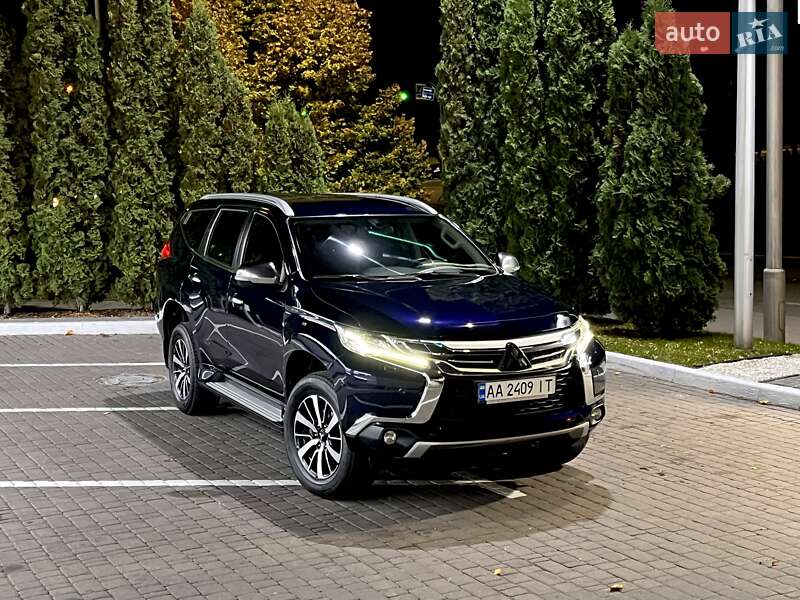 2017 mitsubishi pajero sport
