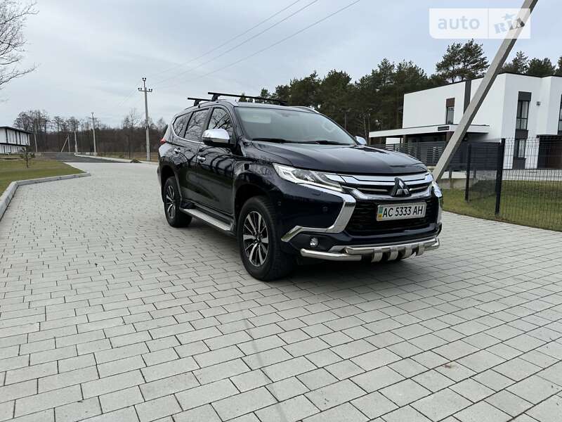 2017 mitsubishi pajero sport