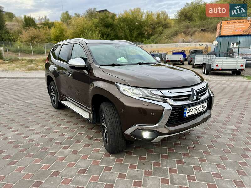 2017 mitsubishi pajero sport
