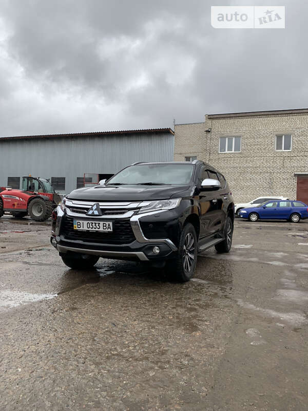 2019 mitsubishi pajero sport