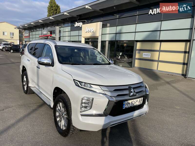 2019 mitsubishi pajero sport