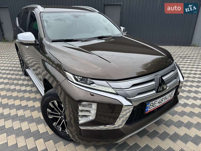 2021 mitsubishi pajero-sport