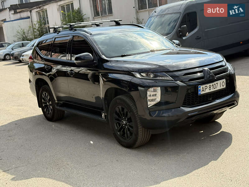 2021 mitsubishi pajero sport