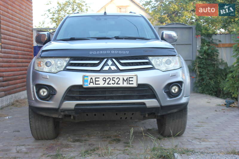 2014 mitsubishi pajero-sport