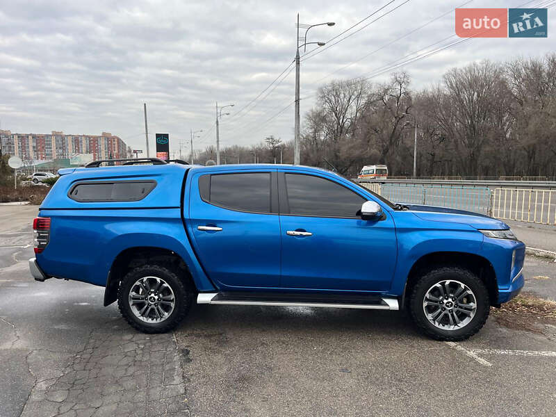 2018 mitsubishi l 200