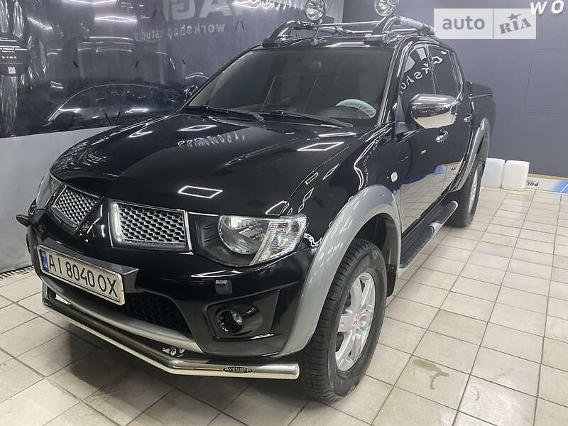 2012 mitsubishi l 200