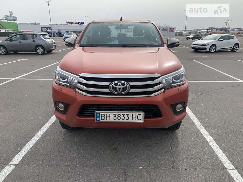 2016 toyota hilux