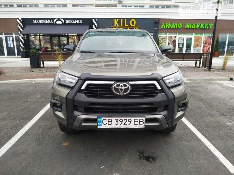 2020 toyota hilux