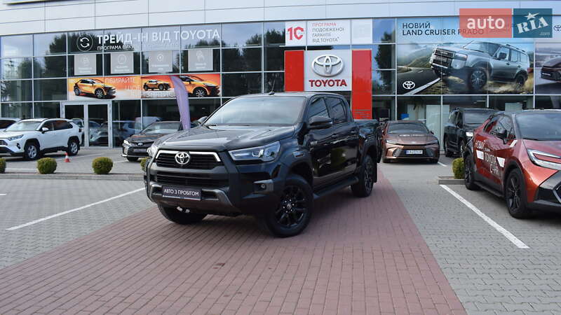 2022 toyota hilux