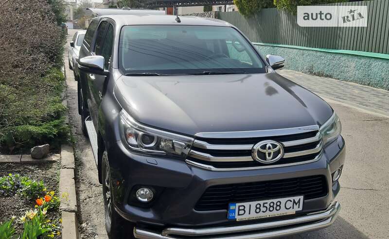 2018 toyota hilux