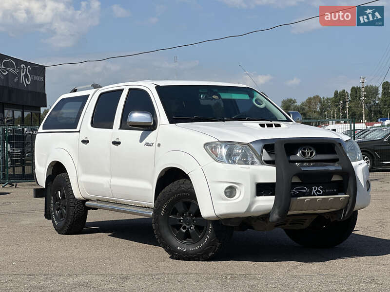 2010 toyota hilux