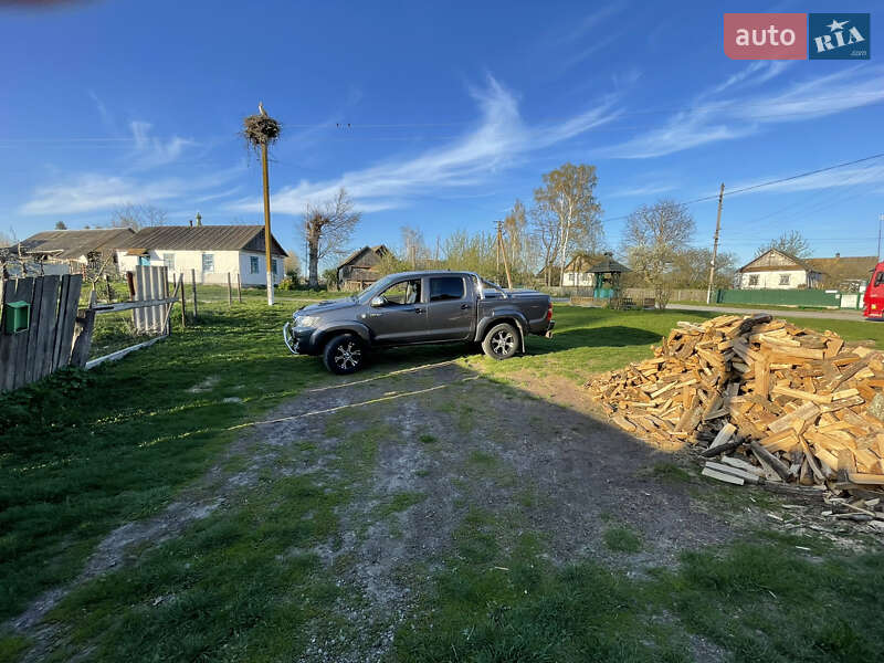 2012 toyota hilux