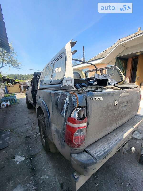 2012 toyota hilux