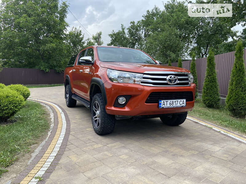 2015 toyota hilux