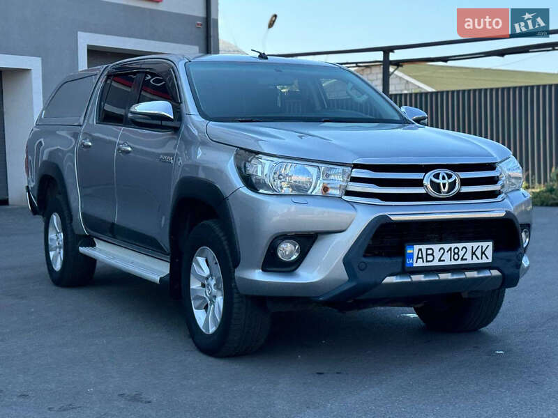 2019 toyota hilux