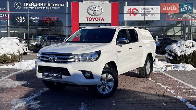 2019 toyota hilux