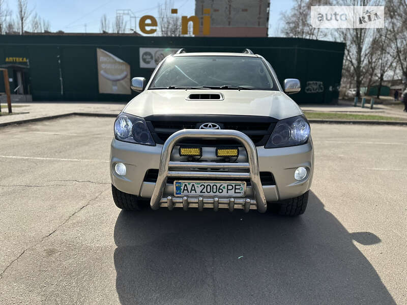 2007 toyota fortuner