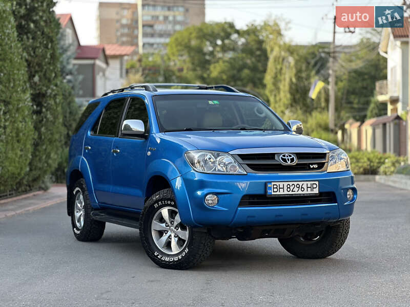 2007 toyota fortuner