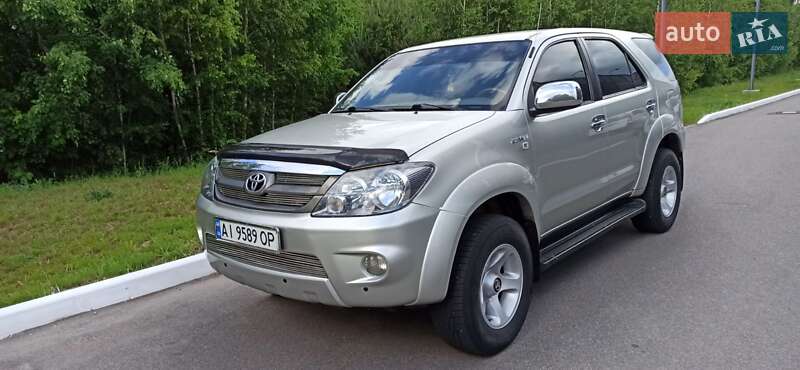 2007 toyota fortuner