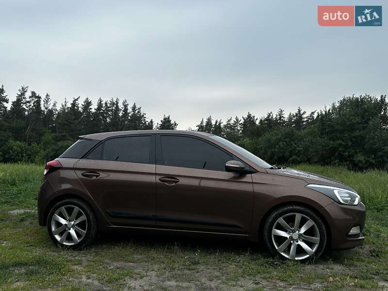 2016 hyundai i20