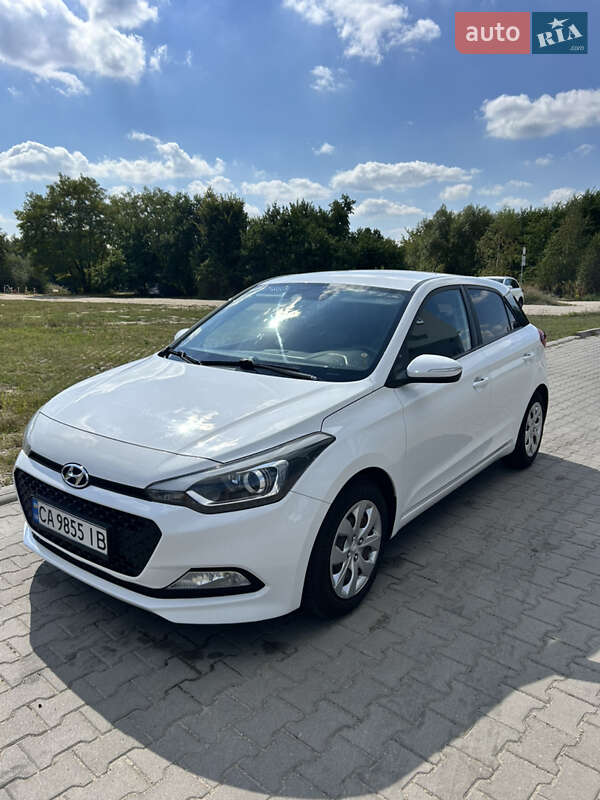 2016 hyundai i20
