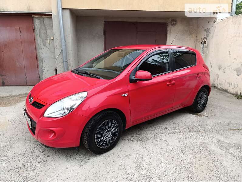 2010 hyundai i20
