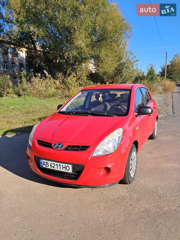 2011 hyundai i20