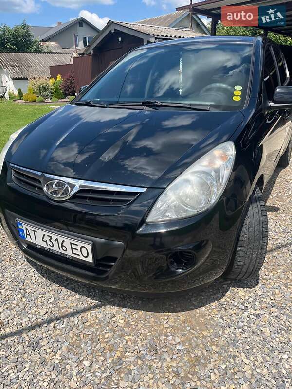 2011 hyundai i20